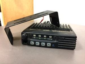 ICOM IC-F221S, UHF 440-490 MHz, 8 CH, Mount, Programming, 45W - Picture 1 of 9