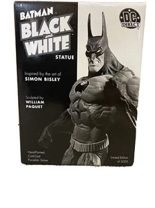 Statua DC Direct Batman Bianco e Nero - Simon Bisley #2449 1° Edizione - Foto 1 di 8