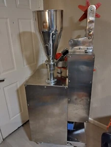Form Fill Seal Machine for Commercial Use  - Picture 1 of 6