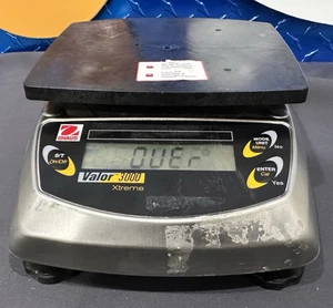 OHAUS V31XH2 Valor 3000 Xtreme Lab Bench Top Precision Scale - SHIPS FREE - Picture 1 of 7