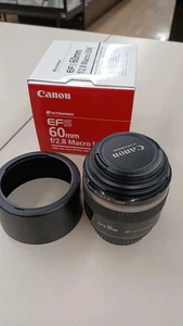 Lens Model EF S 60MM F2.8 MACRO USM CANON - Picture 1 of 6