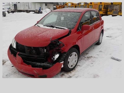 Used Alternator fits: 2011 Nissan Versa 2.0 Grade A - Изображение 1 из 4