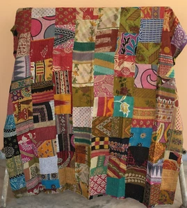 Manta Kantha de algodón indio tamaño único hecha a mano con retazos manta vintage - Imagen 1 de 7