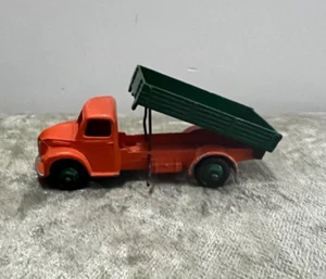 Dinky Toys n. Camion Dodge Farm 25 m con ribaltabile ottime condizioni originali!! - Foto 1 di 9