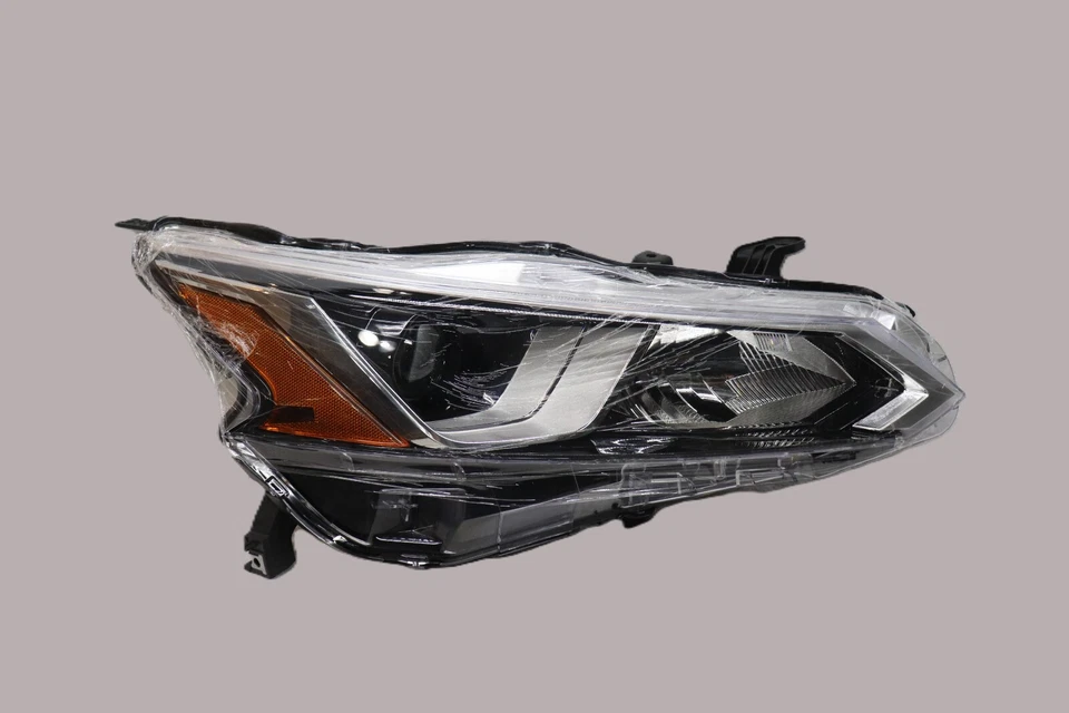 Faro derecho pasajero Nissan Altima 315-11ATR-AC2 NUEVO DEPO 2019-2021 Foto 1 de 4