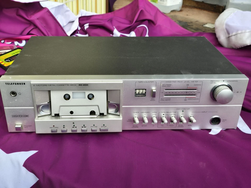 Telefunken 2 MOTORS MEIAL CASSETTE DECK RC 200, Nicht Geprüft  - Bild 1 von 4