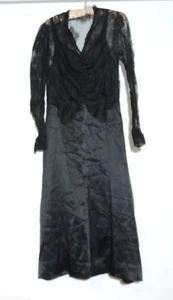 30er Jahre schwarzes Seidensatin/Spitzenkleid Sm - MED  - Bild 1 von 5