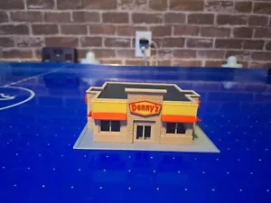 Ho Scale Dennys Style Building Ho Train Building Built Ho Model Train - Picture 1 of 5