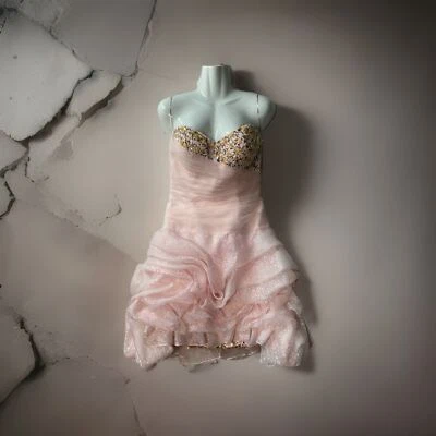 Tony Bowls Le Gala 连衣裙 8 码粉色无肩带串珠雪纺覆盖礼服舞会 — 第 1/4 张图片