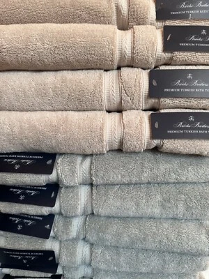 Juego de toallas turcas premium BROOKS BROTHERS 2 baños 2 manos 4 beige/gris Foto 1 de 3