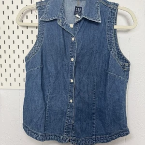 Vintage GAP Denim Vest Button Up Blue Size M Denim Shirt Y2K 00’s Sleeveless Top - Picture 1 of 4