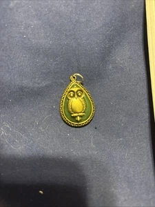 Vintage Teardrop Shape Pendant Bronze Owl Cameo 1.25" - Picture 1 of 5