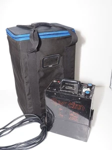 ***Speedotron 1500 Explorer Battery Powered Flash Unit*** - Picture 1 of 8