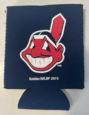 Porta latas de cerveza Cleveland Indians/Guardians MLB Koozie Chief Wahoo 2015 Foto 1 de 4