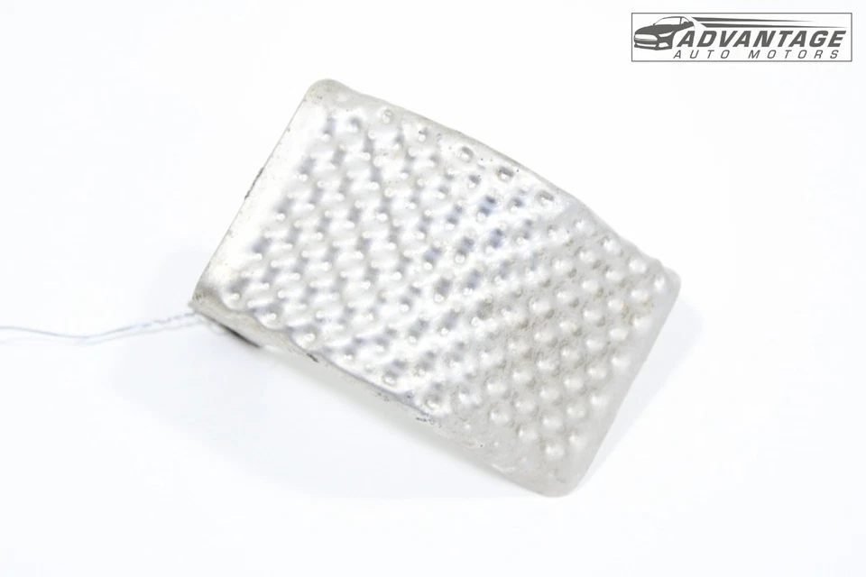 Chrysler 300 2005-2023 tracción trasera barra estabilizadora delantera izquierda buje protector térmico OEM Foto 1 de 4