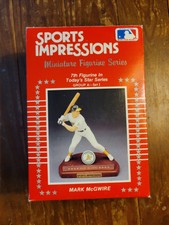 1990 Sports Impressions  Mark McGwire 7th Figurine in Today's Star Series 