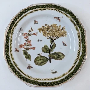 Vintage Chinese "HuaRongTang" Hand Painted Porcelain Plate Botanical Home Decor2 - Picture 1 of 8