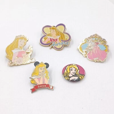 Prendedores comerciales Disney World Cenicienta Bella Durmiente Aurora. Lote de 5 seminuevos  Foto 1 de 4
