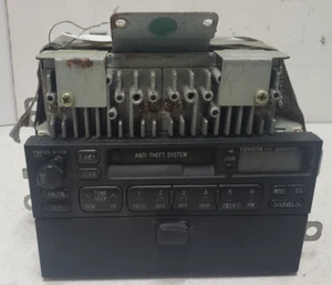 1992-1995 Toyota AM/FM Cassette Stereo with Amplifier and Storage Compartment - Bild 1 von 9