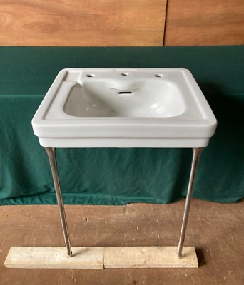 Fregadero de baño consola blanco antiguo 24x20 patas cromadas estándar antiguo 272-24E Foto 1 de 4