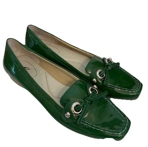 NUOVE scarpe Eileen Shields verde vernice taglia 7 1/2 mocassino indossate una volta - Foto 1 di 8