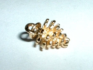 14K GELBGOLD 3D TANNENZAPFEN CHARM ANHÄNGER - Bild 1 von 2