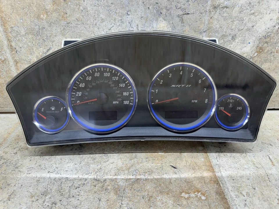 Jeep Grand Cherokee SRT 8 96K 06-2010 6,1 L V8 HEMI VELOCÍMETRO CLÚSTER 05029967 Foto 1 de 4