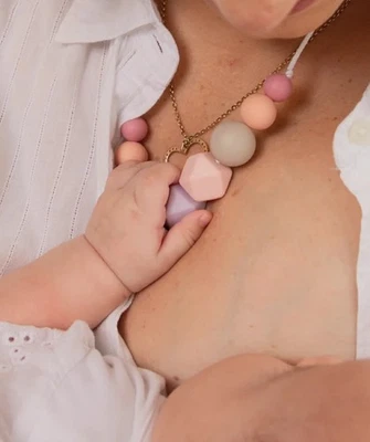 Juego de 4 collar de lactancia de silicona sin BPA Foto 1 de 4