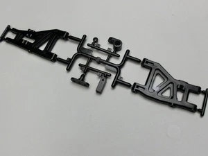 Ersatzteil Querlenker Tamiya 4254 Tamiya Neo Fighter RC Buggy DT02 DT03 Chassis - Bild 1 von 4