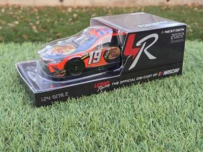 Martin Truex Jr 2022 Camry Bass Pro Shops 1/24 NASCAR Standard Finish 1 Of 1032 - Image 1 of 4