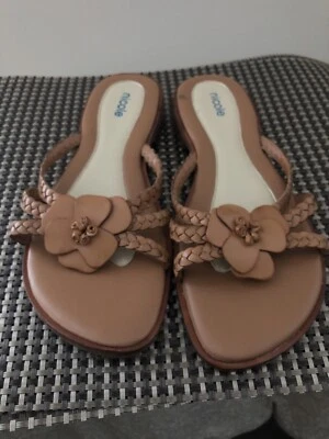 nicole sandals 8M Women’s Tan - Image 1 of 3