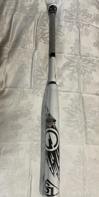 Bate de Softbol Nuevo con Etiquetas 240 Louisville Slugger Genesis Balanced White Lightning 26oz DS Foto 1 de 4