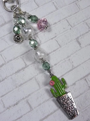 Inspirador Cartera de Supervivencia Dije Clip Flor de Cactus Verde Rosa Blanco Hecho a Mano Foto 1 de 4