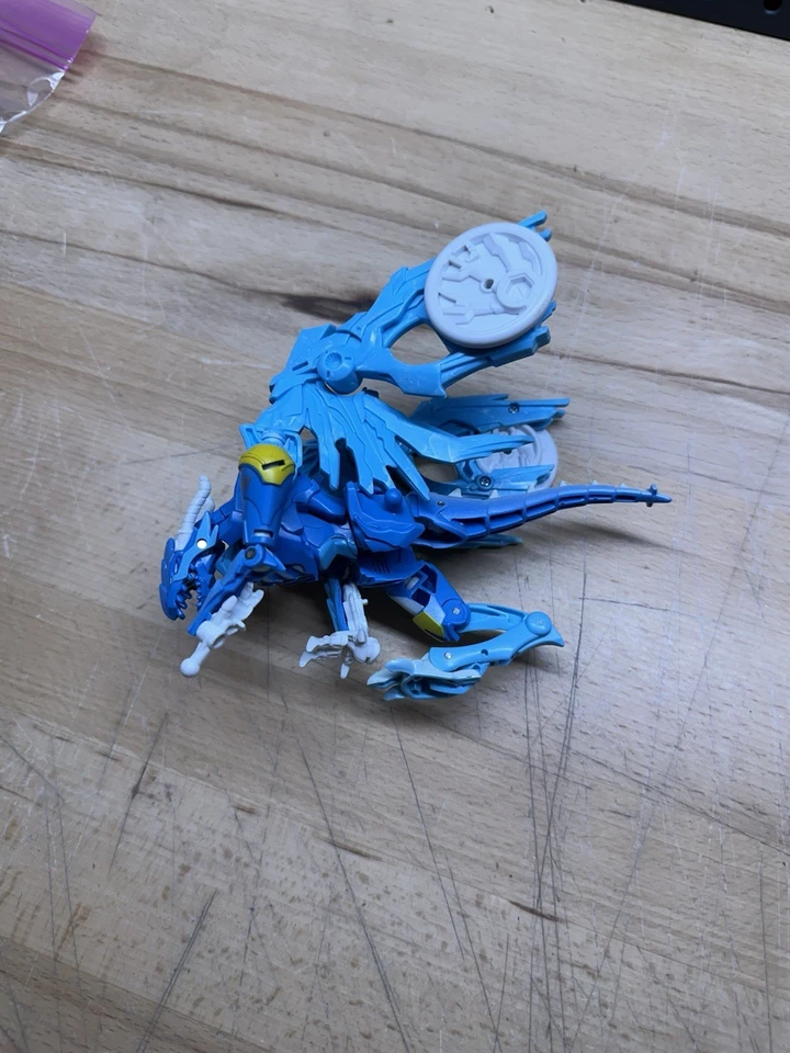 Hasbro 2012 Transformers Prime Beast Hunters Class Skystalker perna e pé faltando - Imagem 1 de 1