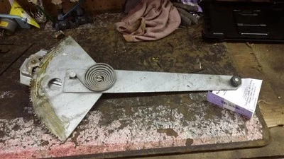 发球杆左前窗调节器手册适用于 91-93 达科大 152266 — 第 1/2 张图片