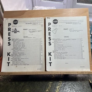 2 Original NASA Press Kit Packs - Gemini 12 & Lunar Orbiter B - 1966 - Picture 1 of 3