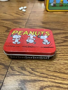 Cacahuetes, lata de recuerdo Snoopy llena de dulces, Charlie Brown - Imagen 1 de 4