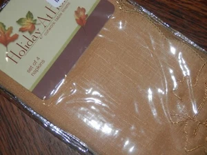 HOLIDAY AT HOME HARVEST FALL HONEY LEAF NAPKIN SET  (4)  NEW - Picture 1 of 3