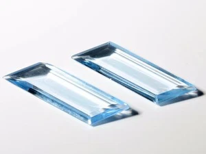 Lot (2) Czech vintage parallelogram faceted light blue glass rhinestones 39mm - Picture 1 of 3