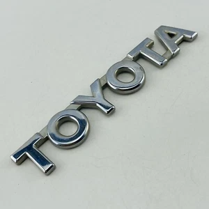 2004-2006 Toyota Sienna Emblem Logo Letters Badge Trunk Gate Rear Chrome OEM D39 - Picture 1 of 7