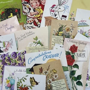 Tarjetas de felicitación vintage años 60, varias - Pascua San Valentín graduación cumpleaños - Imagen 1 de 9