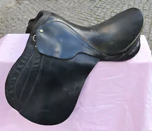 Sattel Pferdesattel Leder Hubertus Dressur Springreiten guter Zustand - Bild 1 von 7