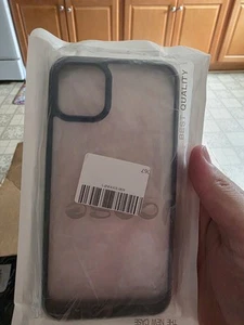 Silicone Case for iPhone 13 - Photo 1 sur 2