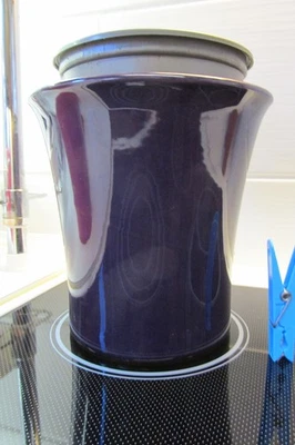 Blumenübertopf violett B 16 cm H 16 cm für Orchideen? schmal und hoch glasiert - Bild 1 von 4