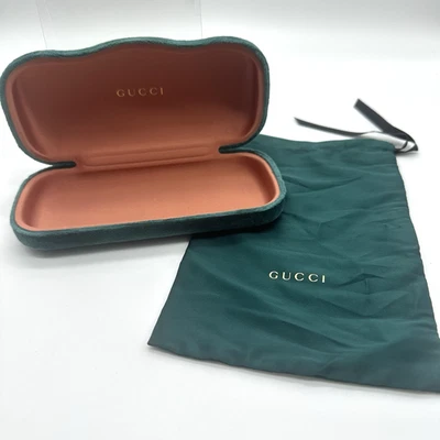 Gucci Eyeglass/Sunglass Case w Soft Sleeve Velvet Green Clamshell New Designer - Image 1 of 3