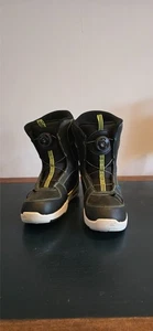 K2 Mini Turbo Snowboard Boots UK Size 4 - Picture 1 of 6