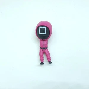 Bandai Namco Netflix Squid Game Figuarts Mini Masked Manager - Missing Parts - Picture 1 of 3