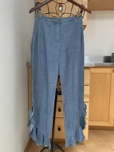 Pantaloni nuovi con etichette Trina turk orlo split laterale arricciacapelli blu chiaro taglia 4 - Foto 1 di 12
