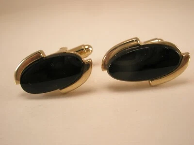 Black Onyx Stone & Gold Tone Vintage SHIELDS BRAND Cuff Links - Image 1 of 4