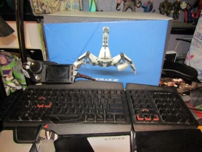 Mad Catz  Strike S.T.R.I.K.E  7 Gaming Keyboard "Extremely Rare" Excellent Cond - Image 1 of 4